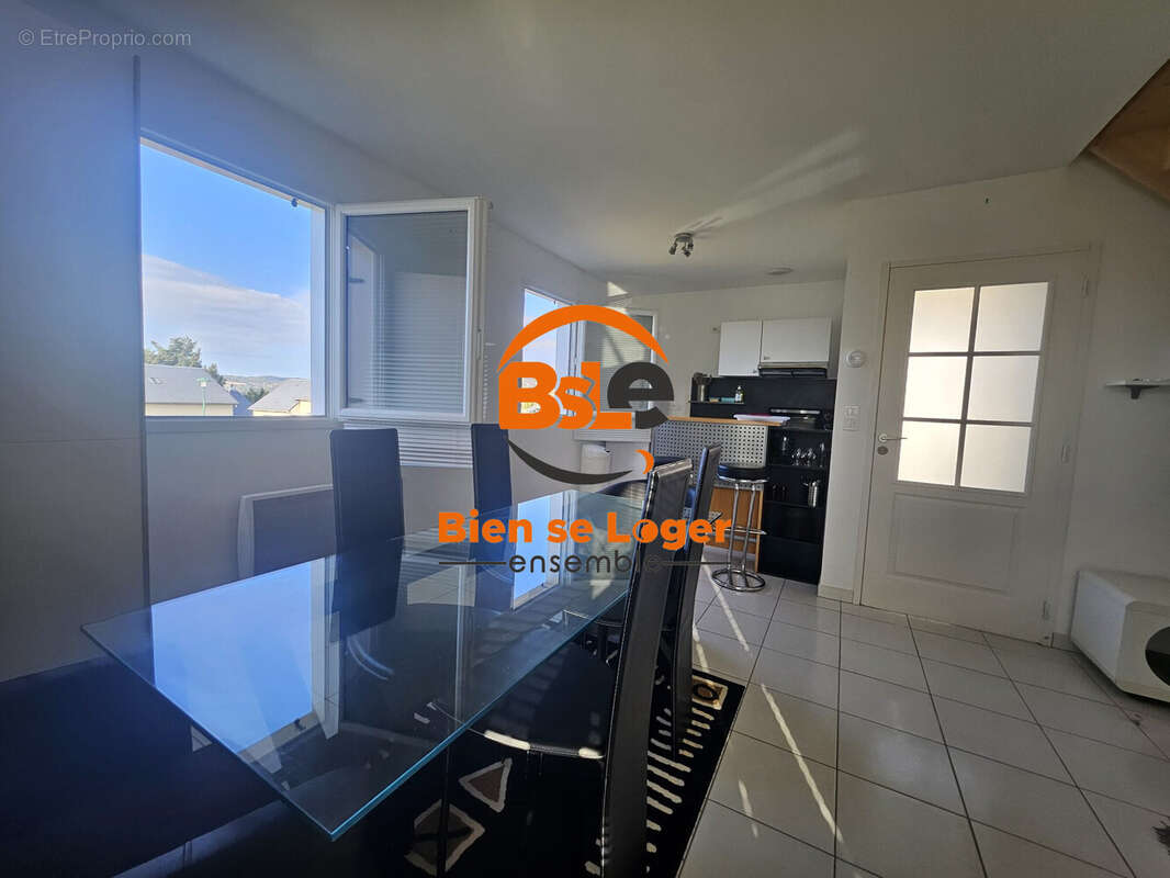 Maison à vendreT3 Saint Alban sur Limagnole -Agence immobilière BSLE IMMO Saint Chély D'Apcher - Maison à SAINT-ALBAN-SUR-LIMAGNOLE