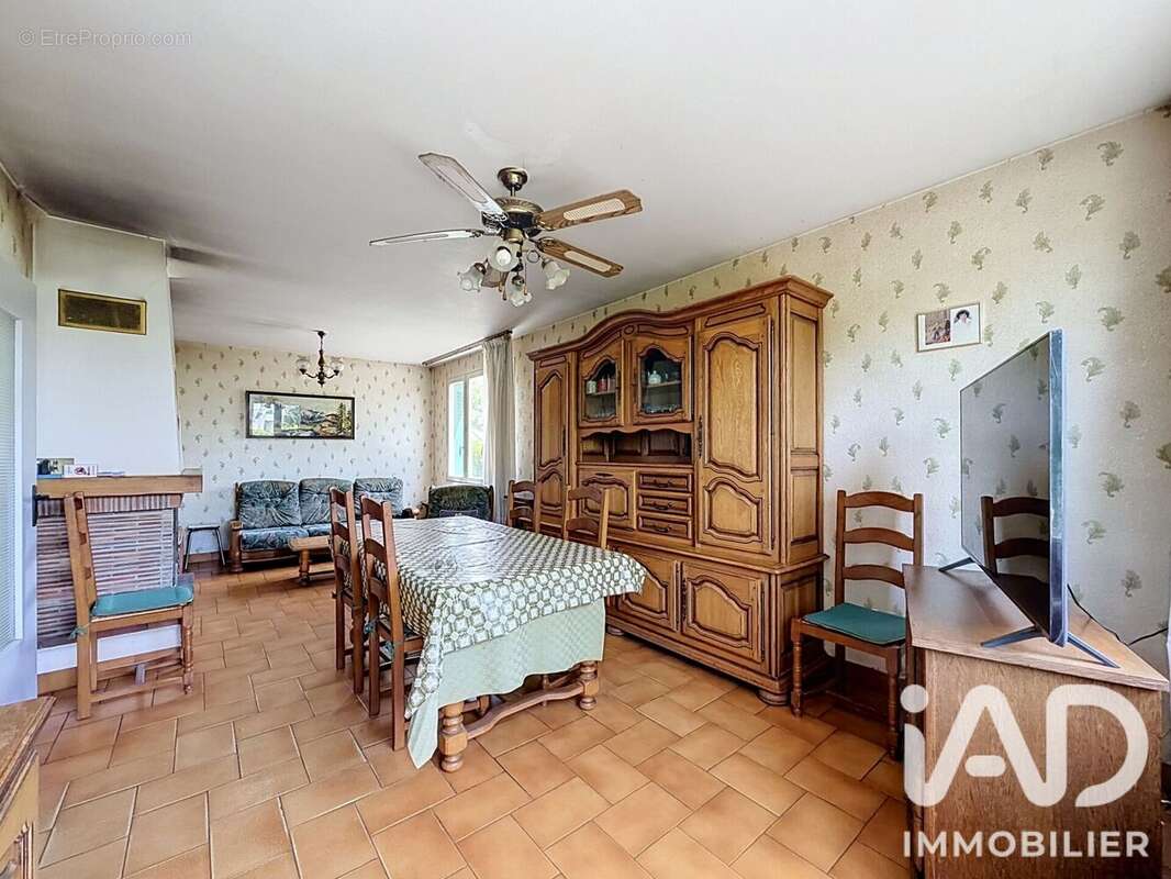 Photo 3 - Maison à BONNELLES