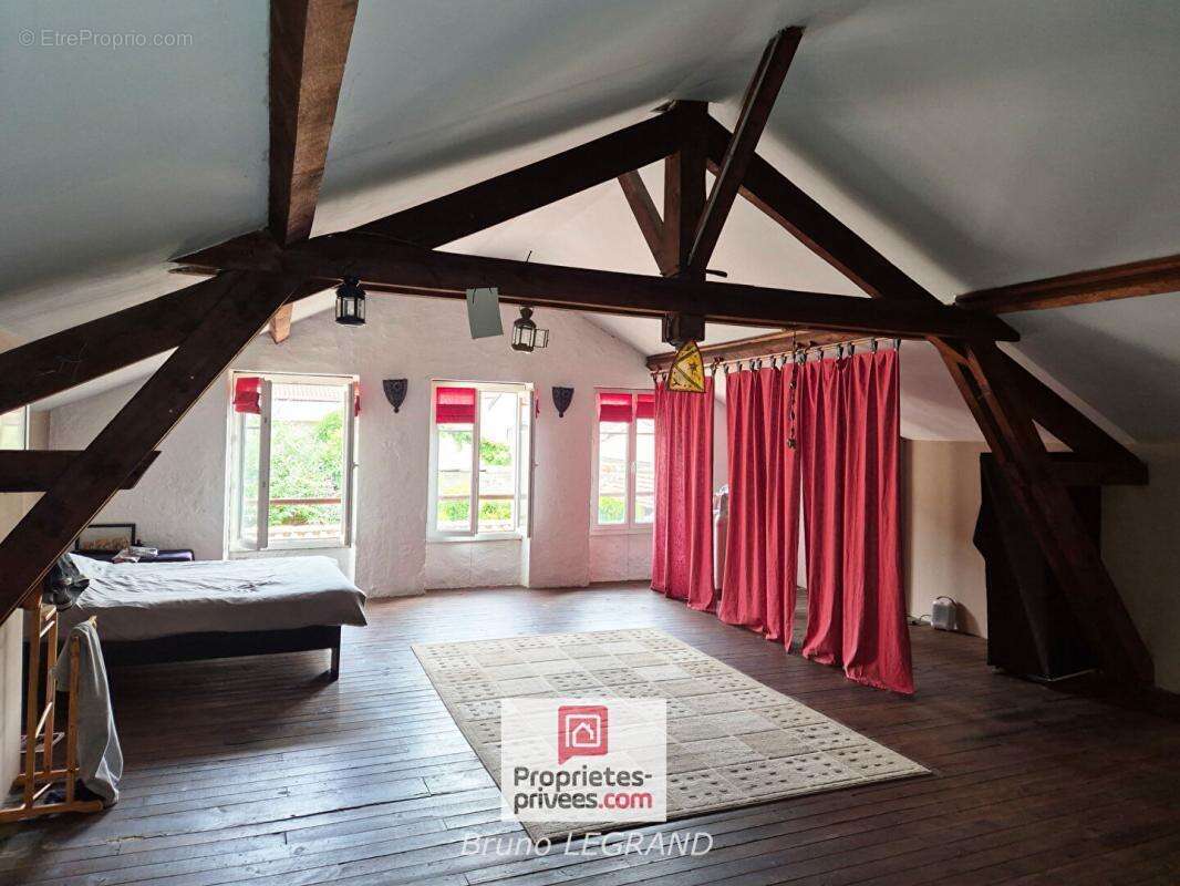 Maison à PEYREHORADE