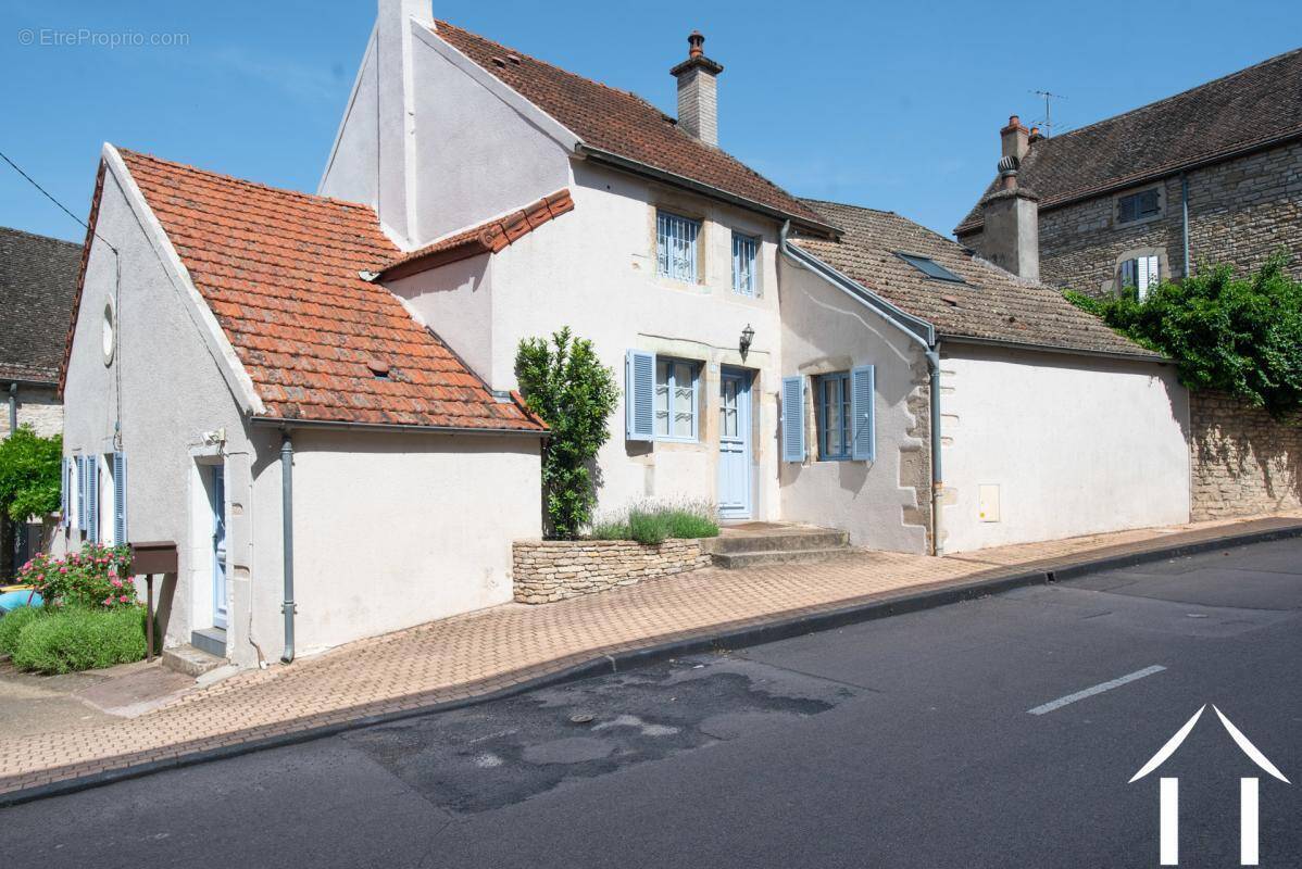 Maison à MEURSAULT