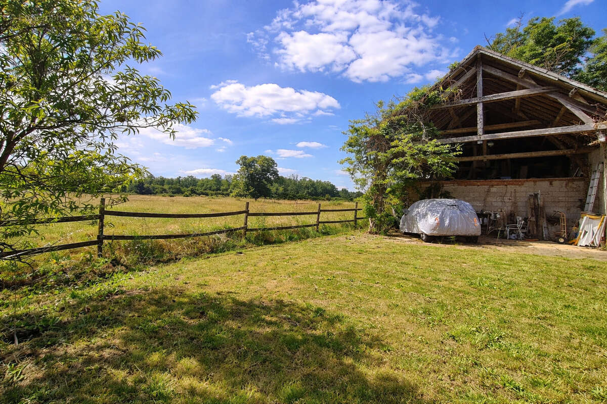Maison à SAINT-JEANVRIN
