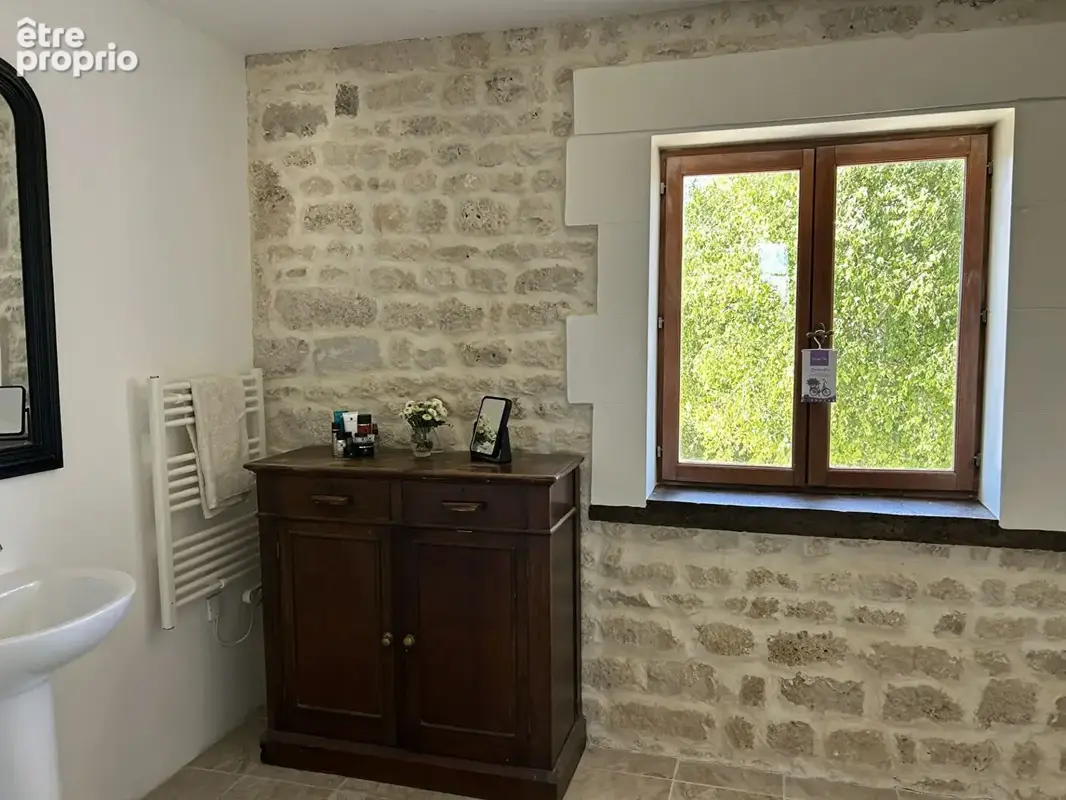 Grande maison de caractère au coeur de Néré avec jardin et dépendance - photo 13