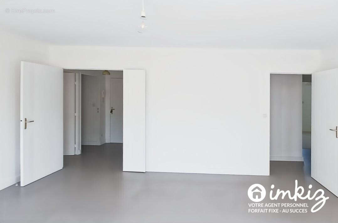 Appartement 3 pièces lumineux dans quartier vivant - photo 7