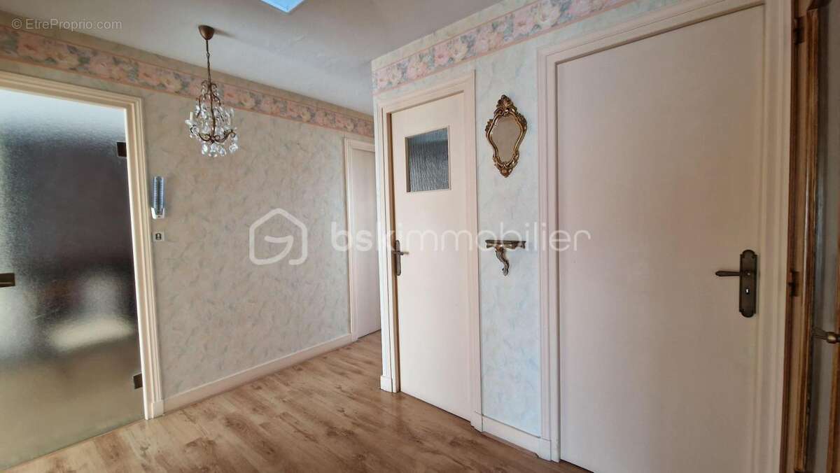 Maison familiale 5 pièces – 113 m² – LORIENT (56100) - photo 6