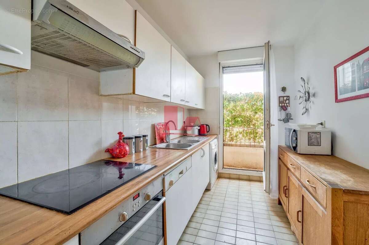 Appartement à ISSY-LES-MOULINEAUX