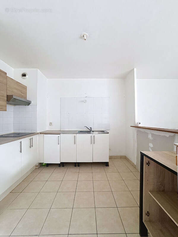 Appartement à AUBERVILLIERS