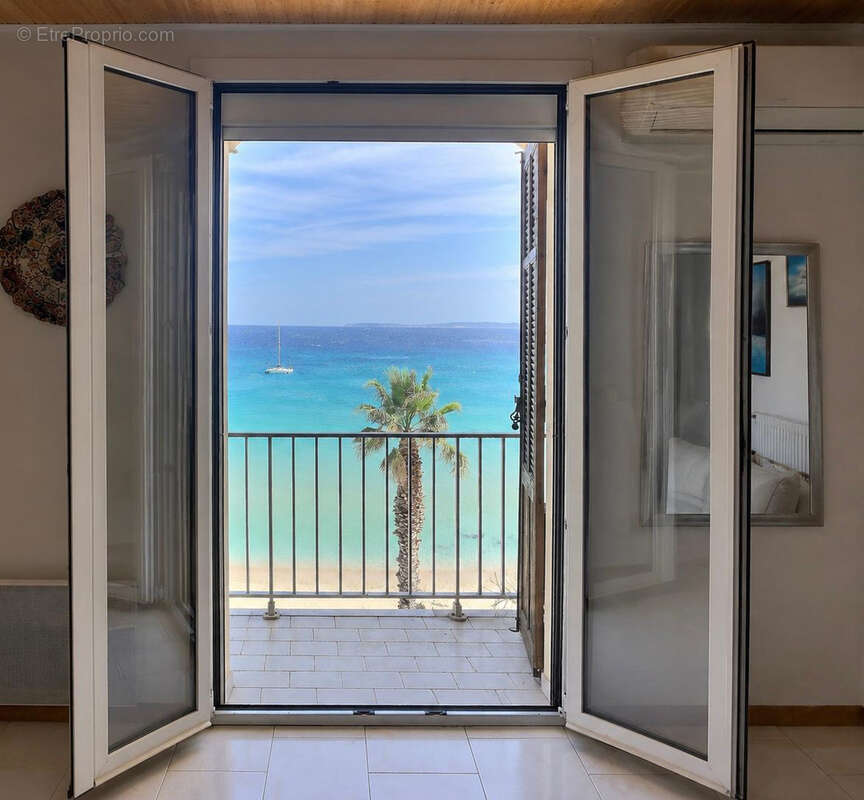 Appartement à LE LAVANDOU