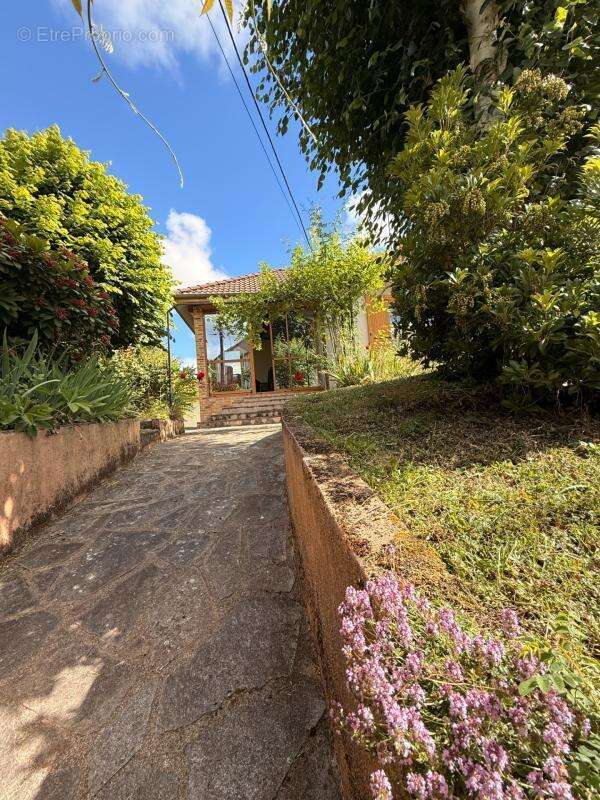 EN EXCLUSIVITE ! Pavillon de 114m², sur sous sol,  terrain de 956m2 169 900 € - photo 44