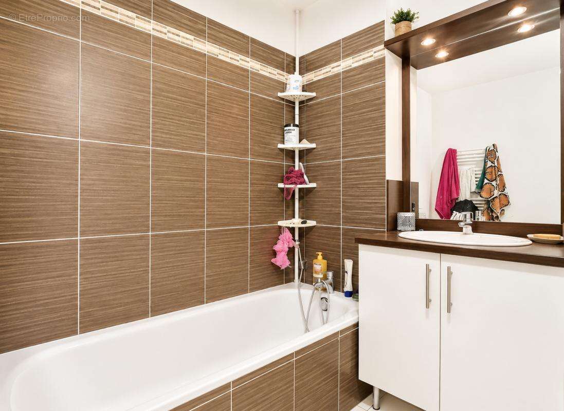 Vente T3 63m2 BORDEAUX (33300) - photo 5