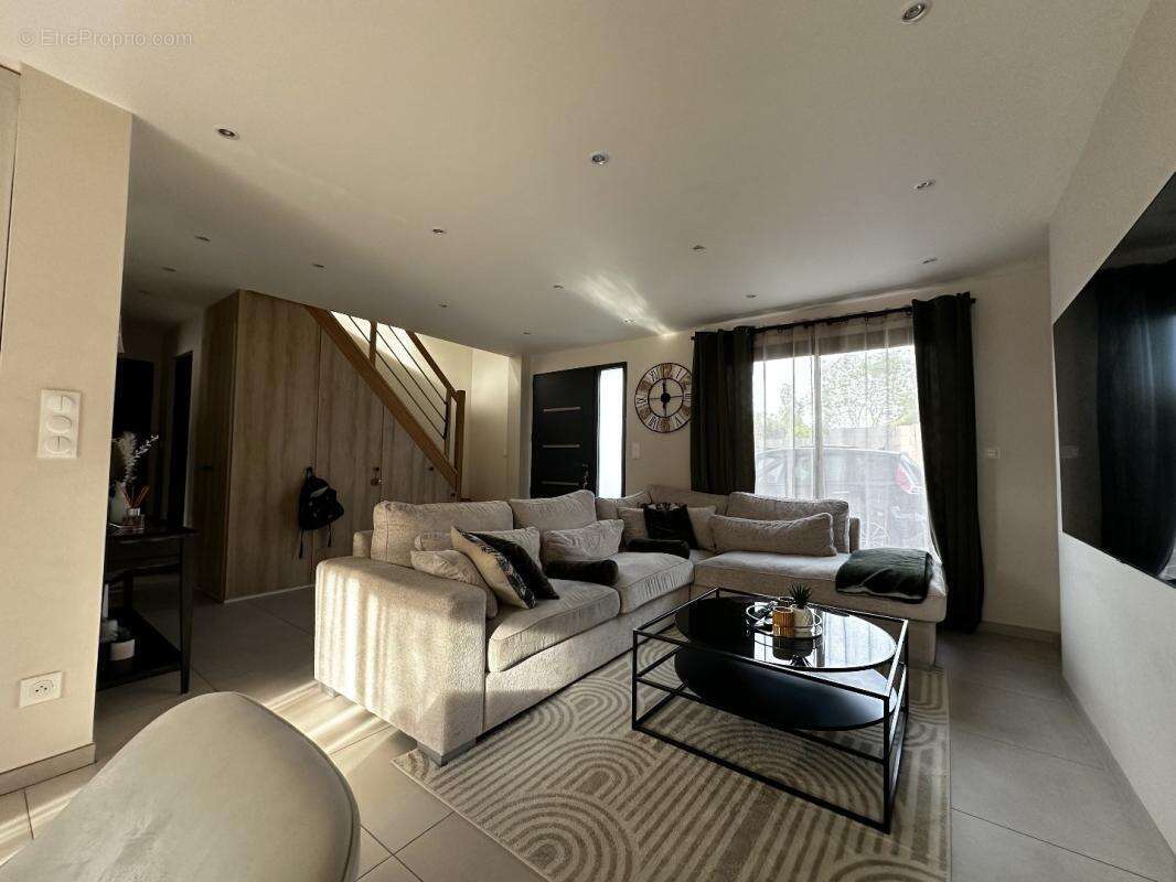 Maison à TREON