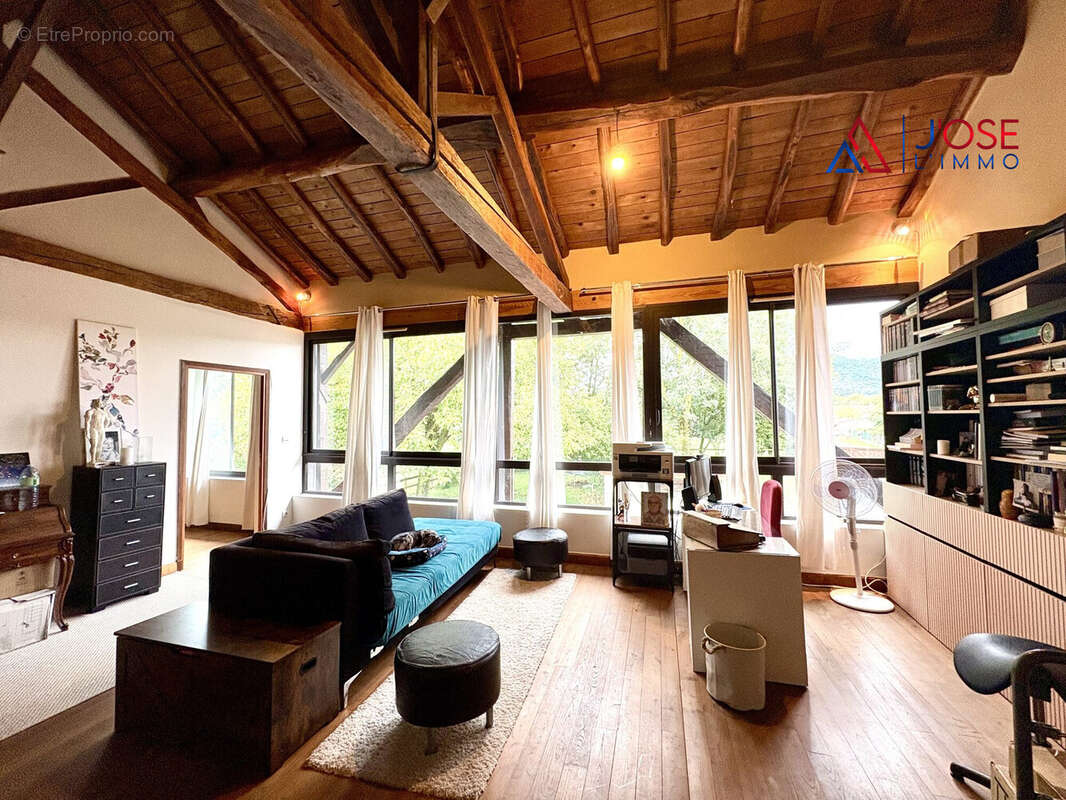 Maison à MARTRES-DE-RIVIERE