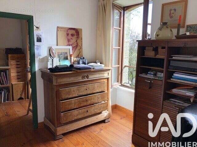 Maison 70 m² à Saint-Segal  - photo 6