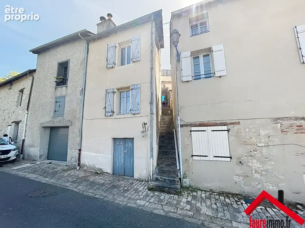 Maison à TERRASSON-LAVILLEDIEU
