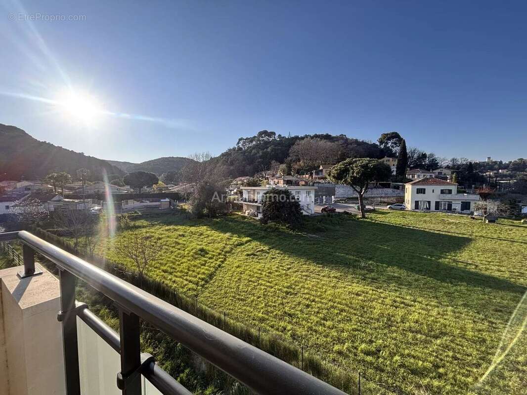 Appartement à VILLENEUVE-LOUBET