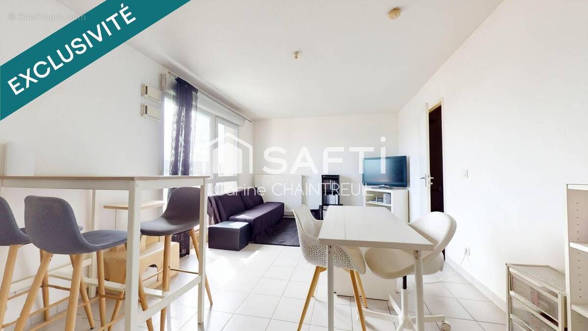 Photo 1 - Appartement à BRON