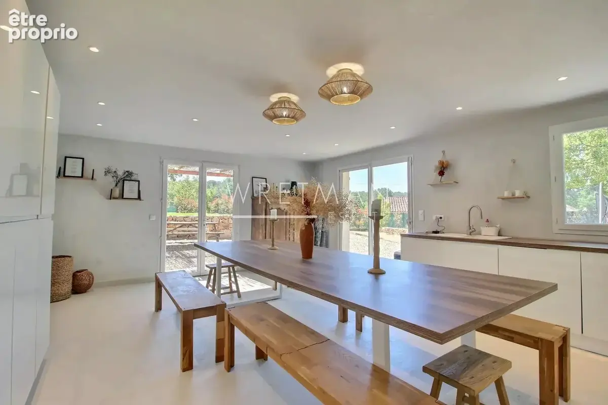 Maison en pierre rénovée au calme - Fayence - photo 8