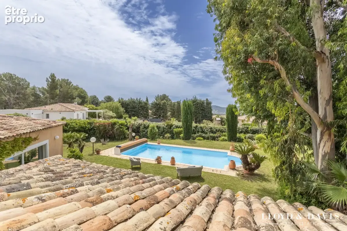 POSITION DOMINANTE VUE MER