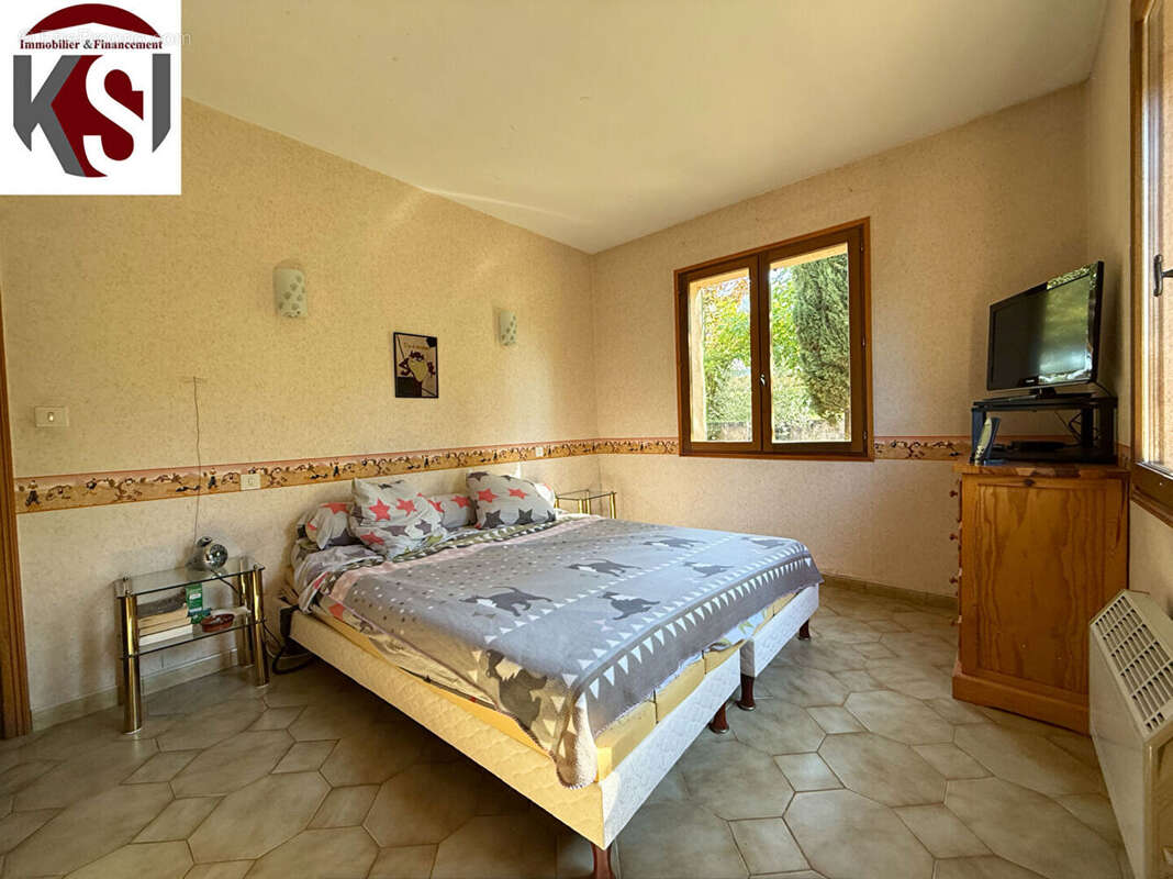 Maison à NANS-LES-PINS