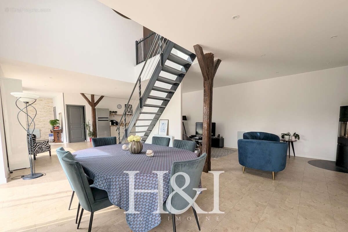 Maison à CHATELLERAULT