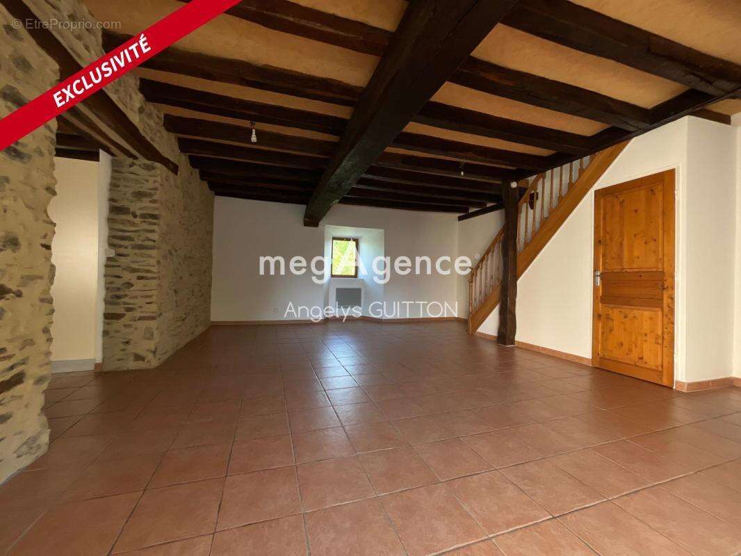 Maison à FRESNAY-SUR-SARTHE