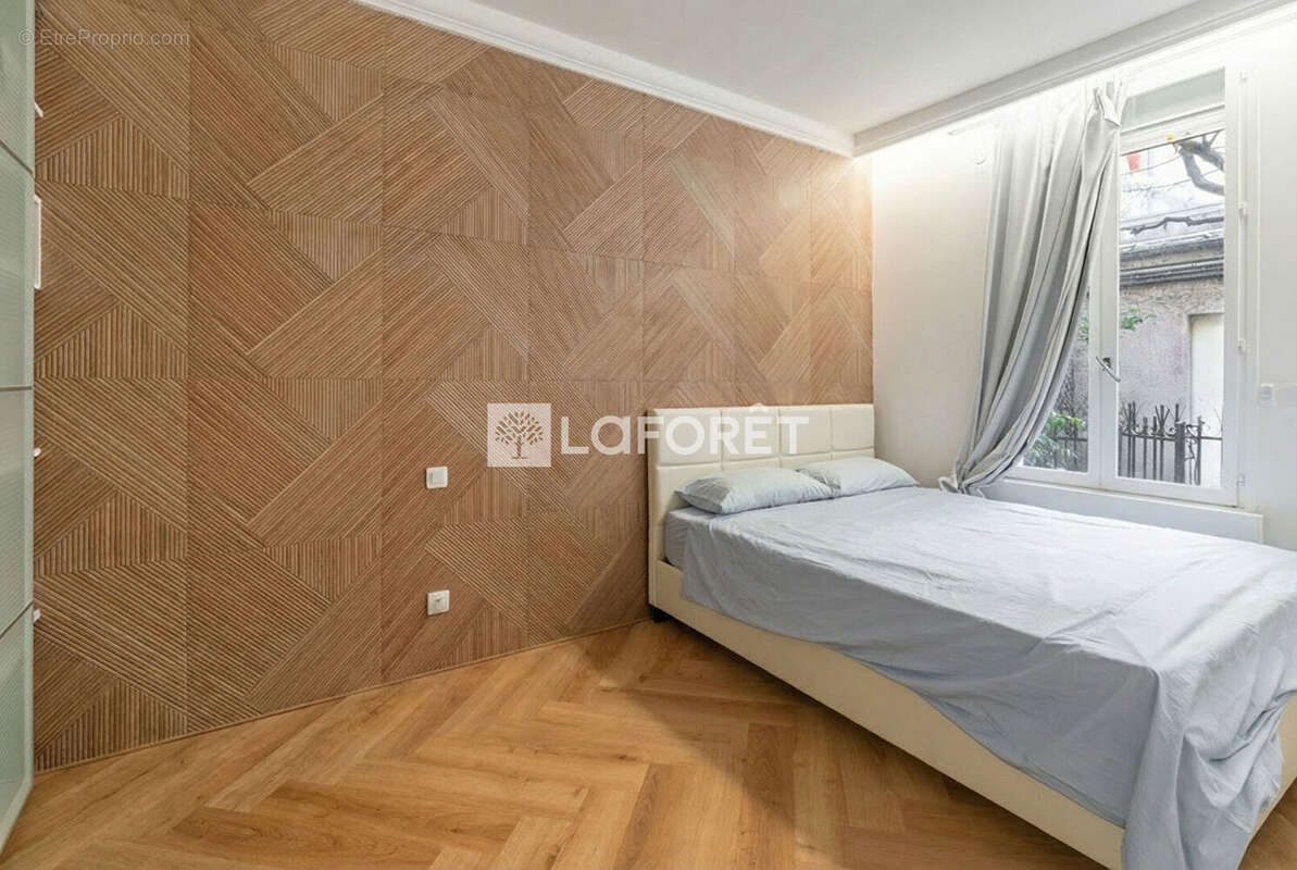 Maison à PARIS-17E