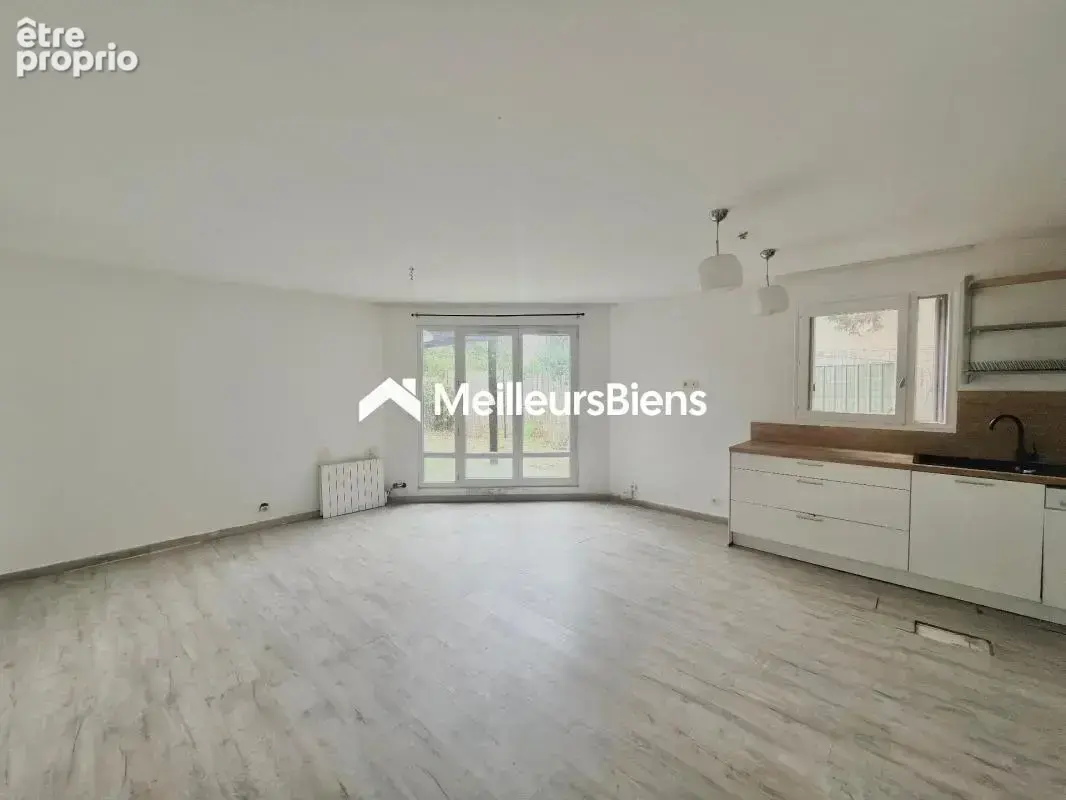 Appartement T4 de 81 m² au Mée-sur-Seine avec jardinet - photo 5