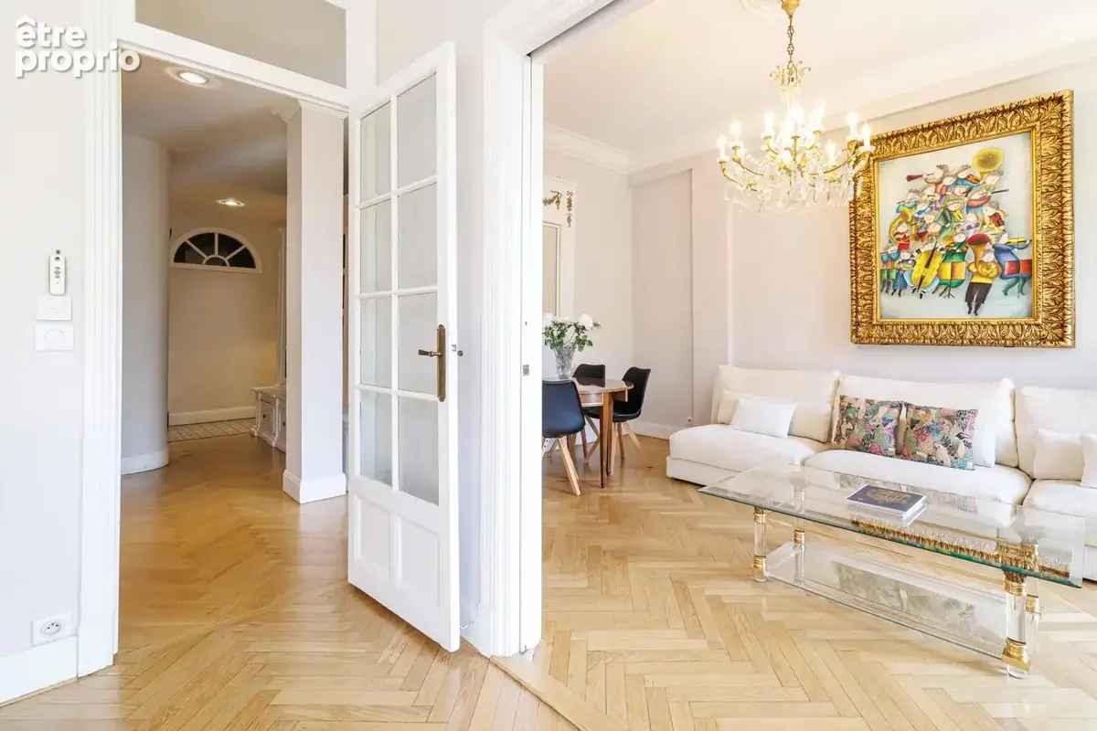Nice Victor Hugo - Trois Pièces Etage élevé Balcon - photo 10