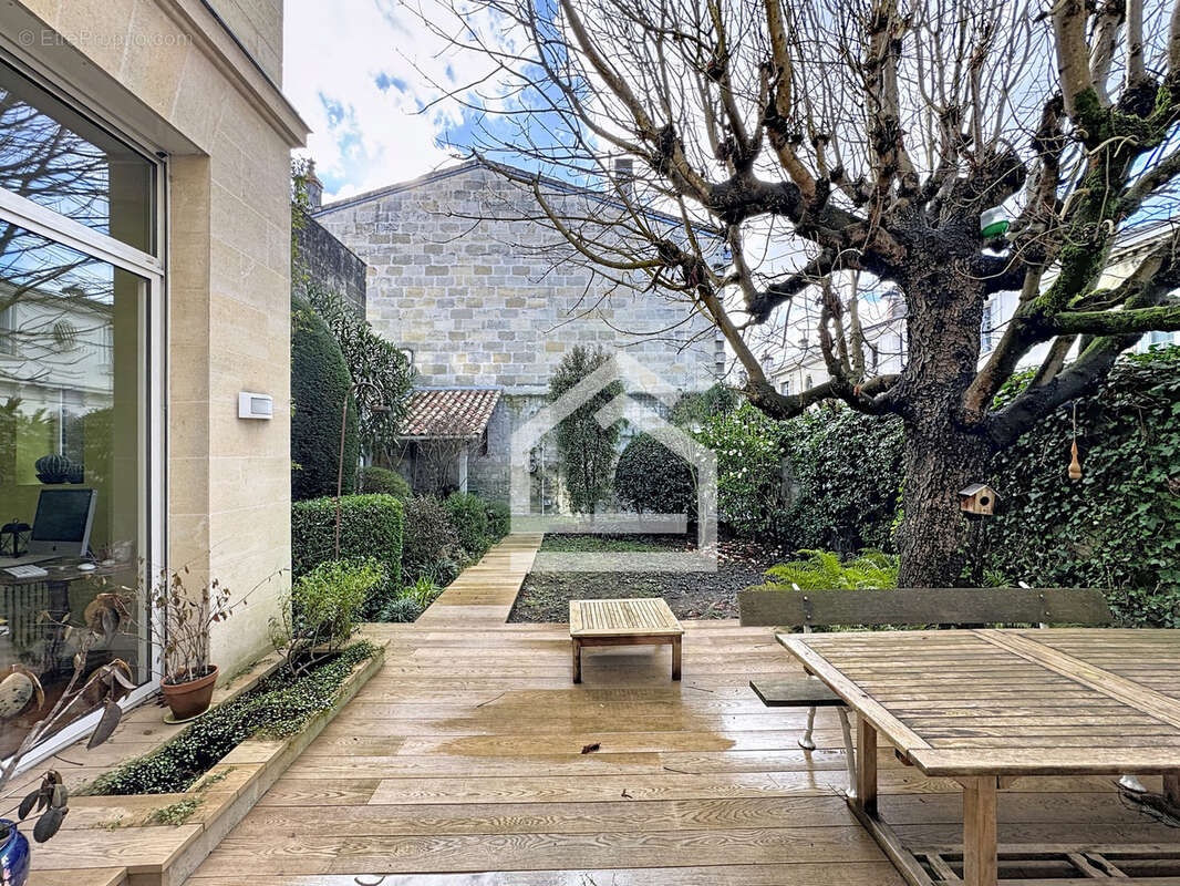 Maison à BORDEAUX