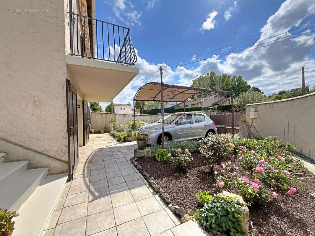 Maison à vendre sur Raphèle - photo 9