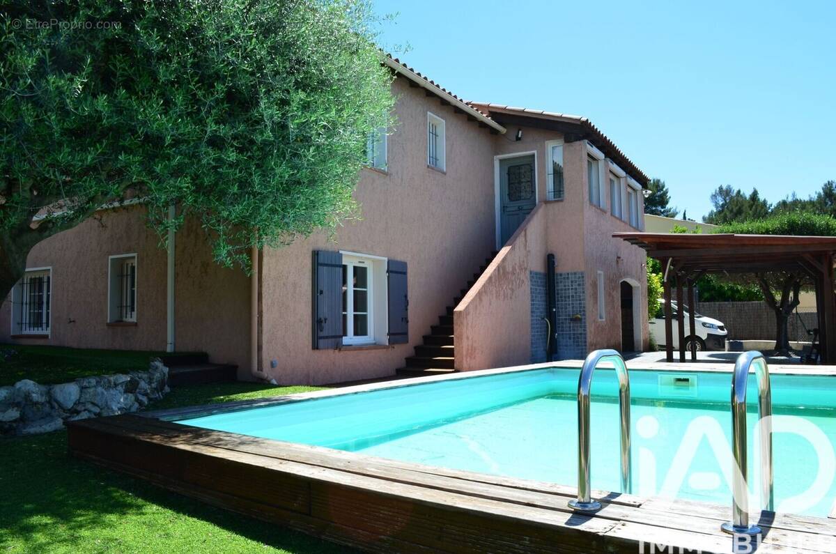 Photo 1 - Maison à OLLIOULES