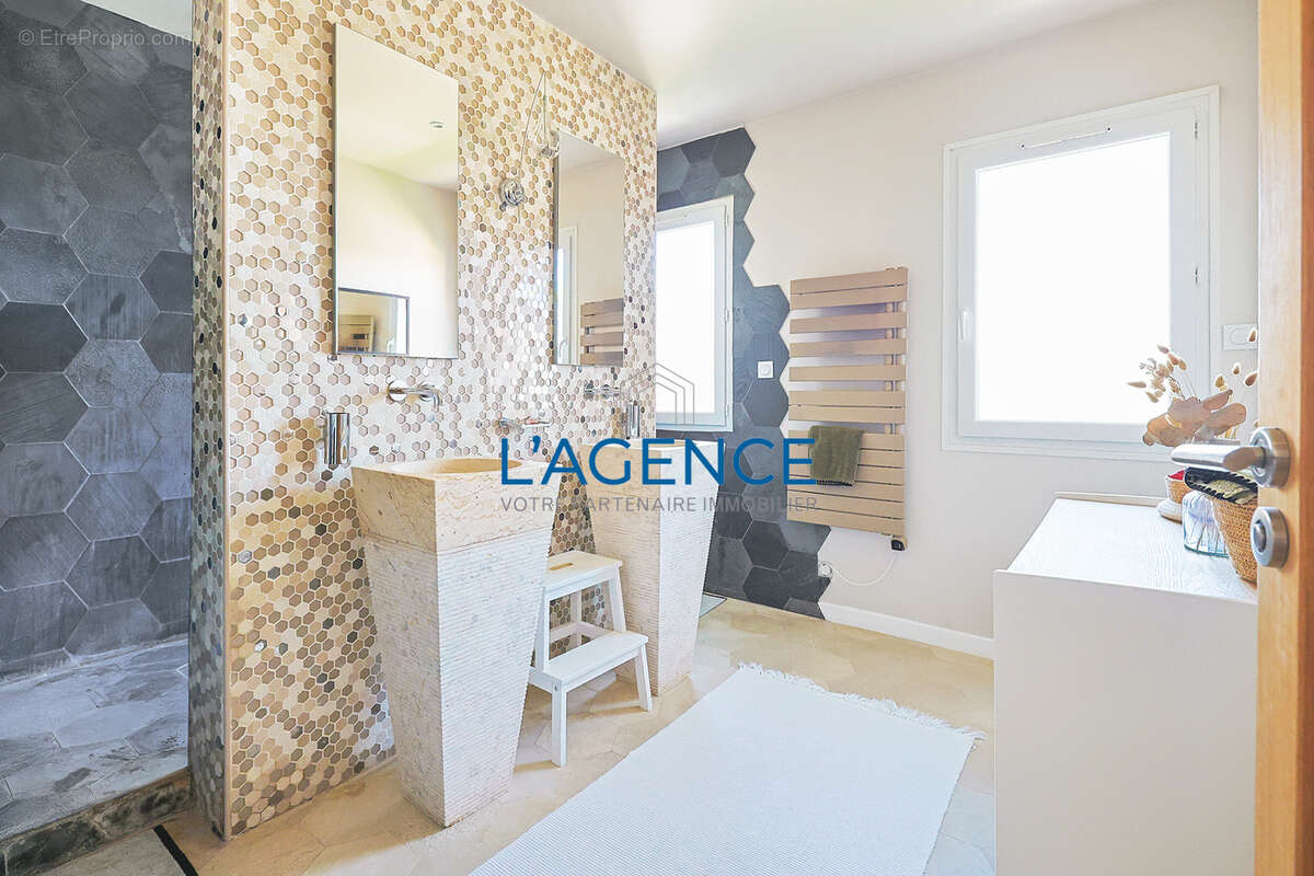 Appartement à HYERES