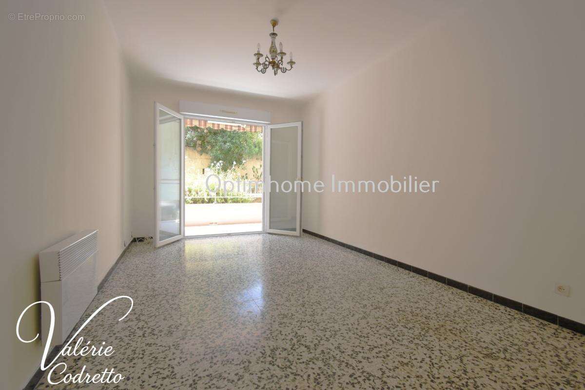 Appartement T3 de 64 m² avec terrasse et loggia – Résidence Le Cap d'Or – Six-Fours-les-Plages – À deux pas de la plage 83140 - photo 17