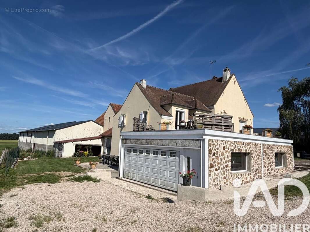 Photo 2 - Maison à CHATEAU-THIERRY