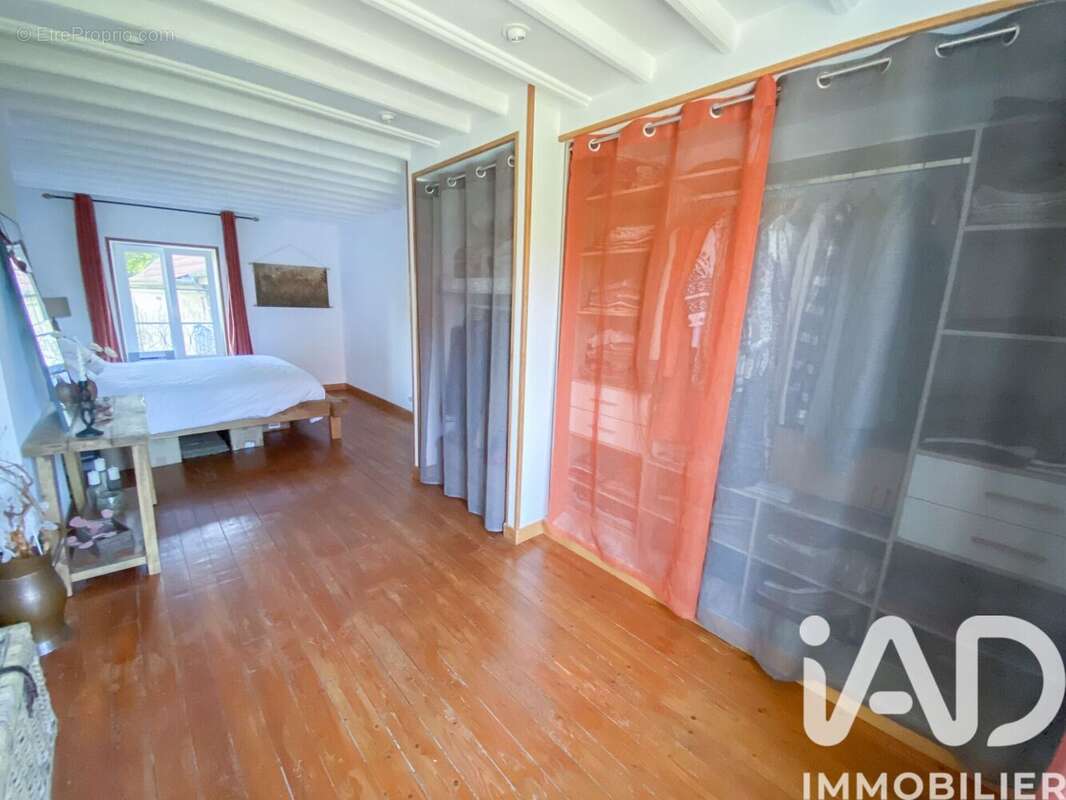 Maison 120 m² à Montreuil-Aux-Lions  - photo 2