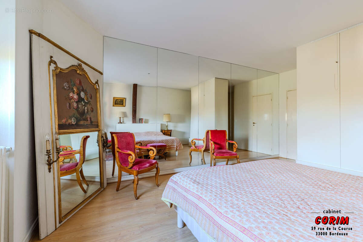 Appartement à BORDEAUX