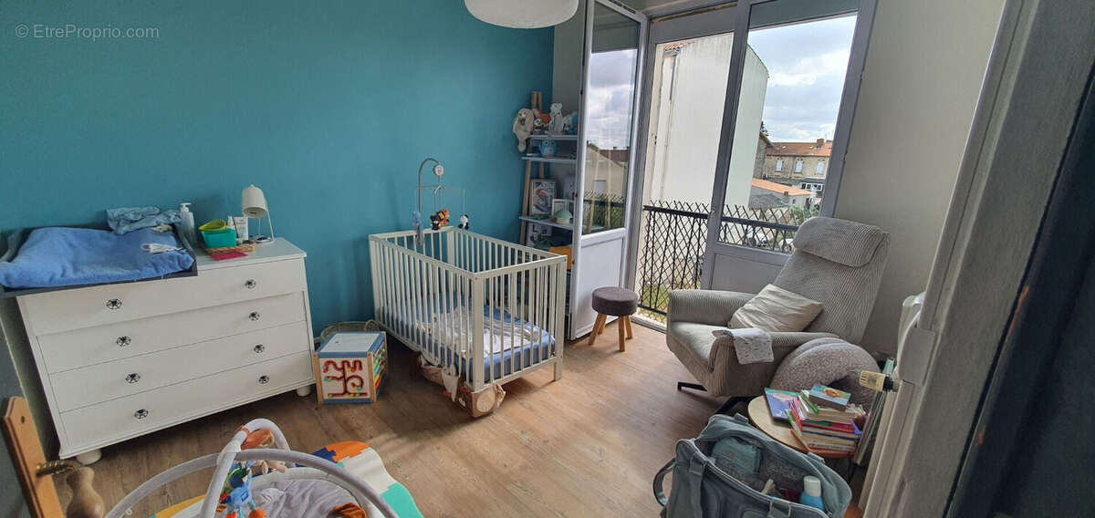 Appartement à TONNAY-CHARENTE