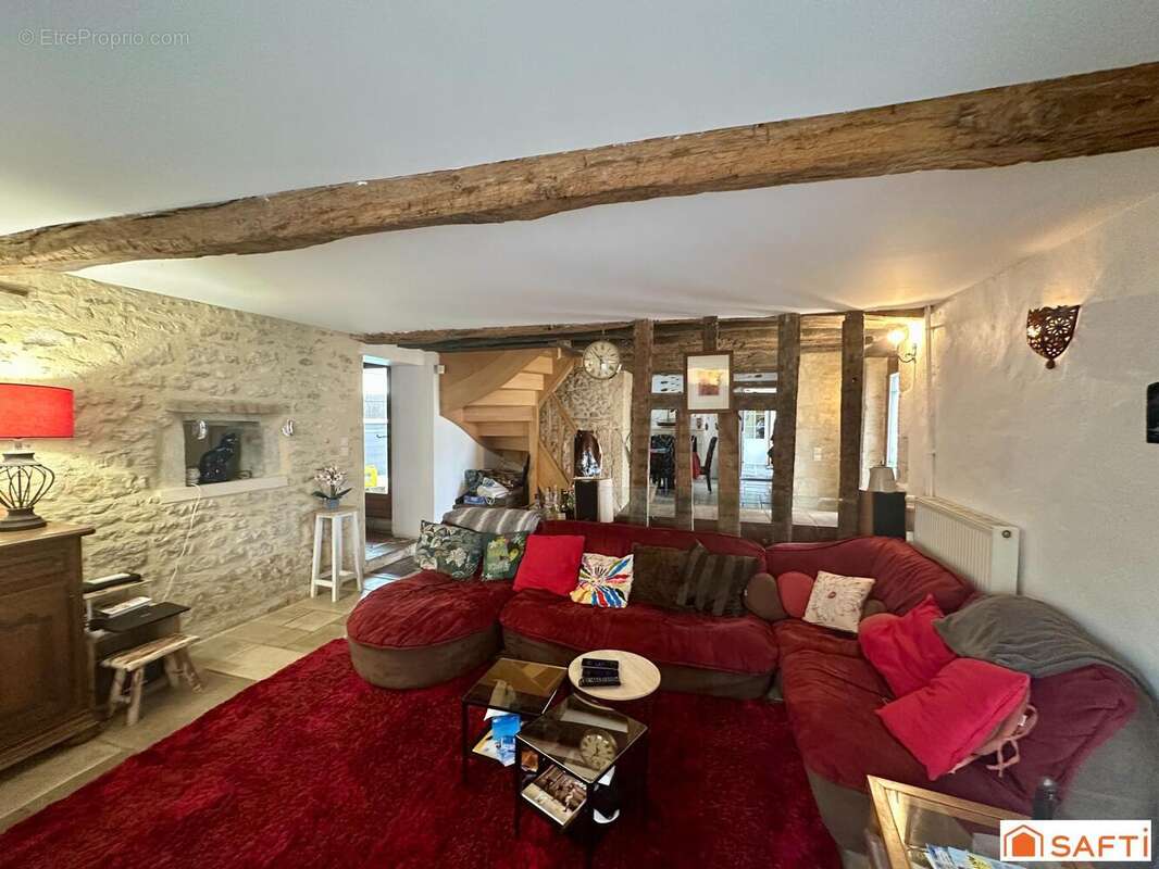 Photo 8 - Maison à COULANGES-LES-NEVERS