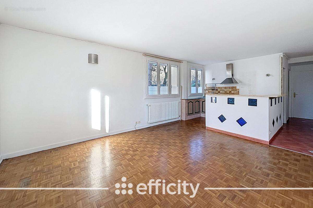 Appartement à SAINTE-FOY-LES-LYON