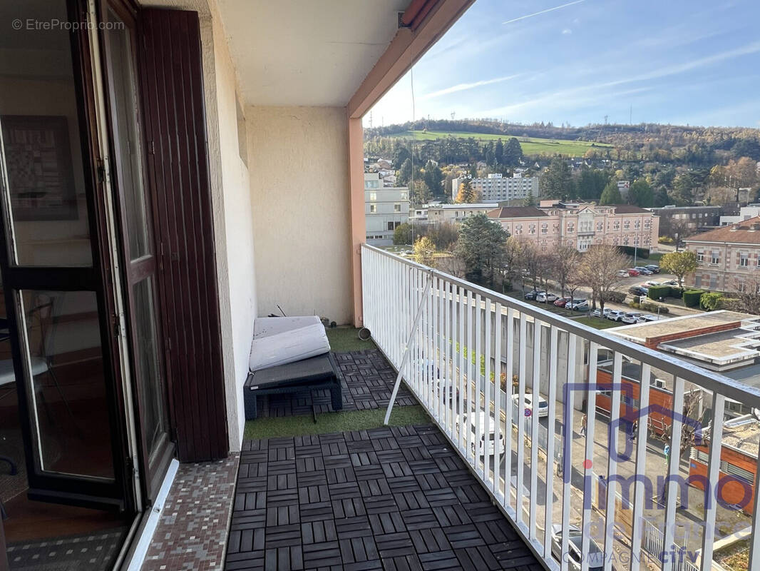 Appartement à SAINT-ETIENNE