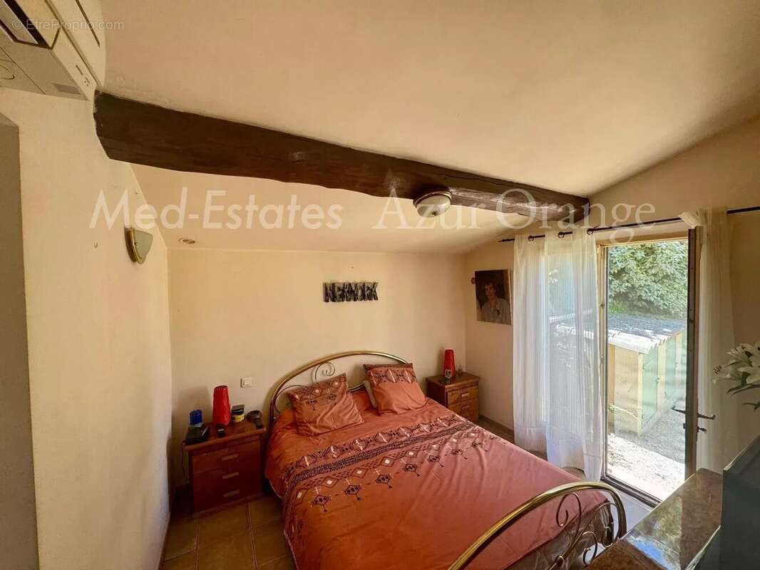 Maison à LA GARDE-FREINET