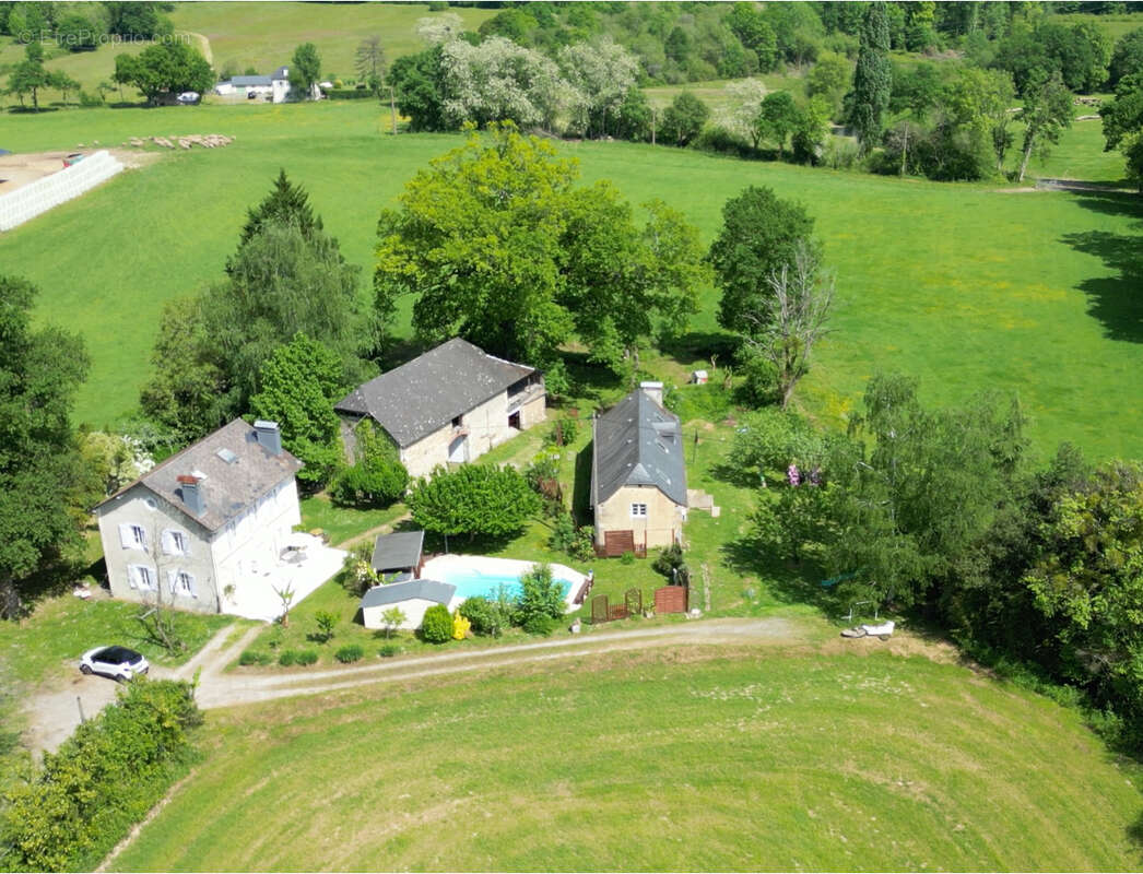 Maison à LACOMMANDE