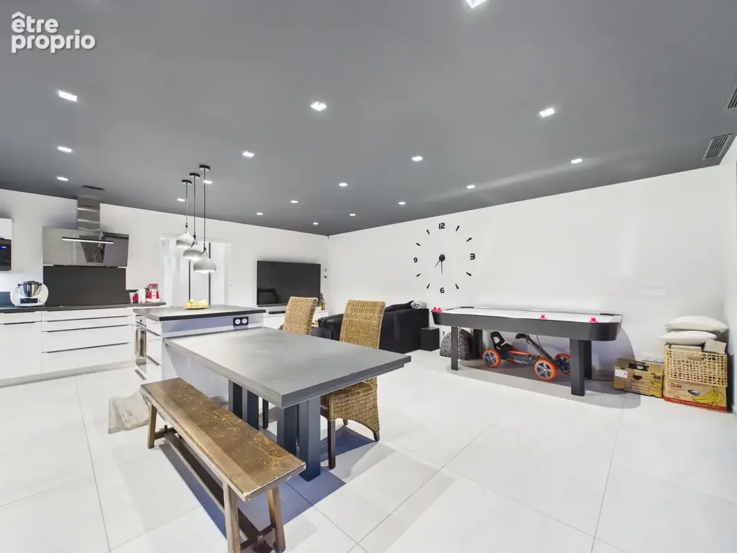Maison individuelle - Secteur calme - Curienne - 177 m2 - photo 9
