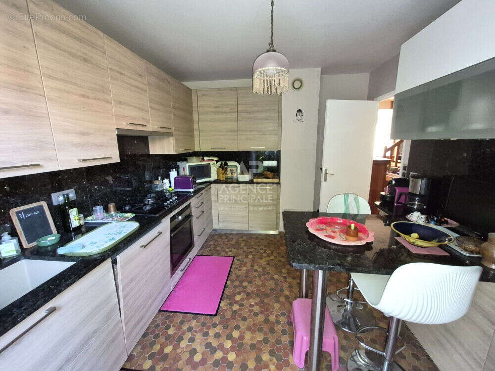 Maison Fourqueux 7 pièce(s) 140 m2 - photo 8