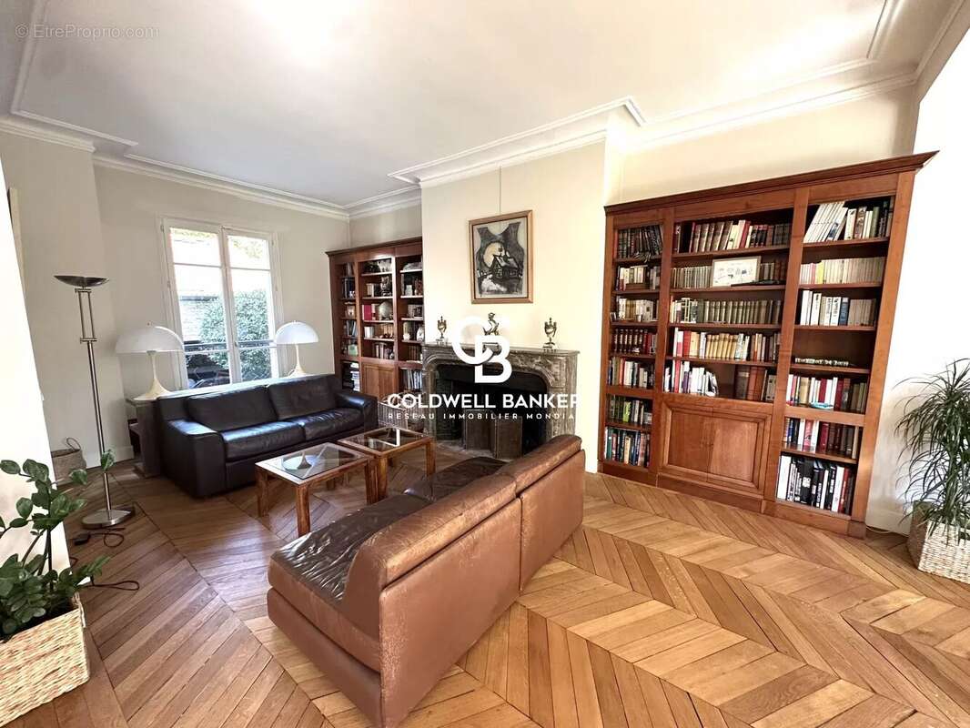 Maison à LE VESINET