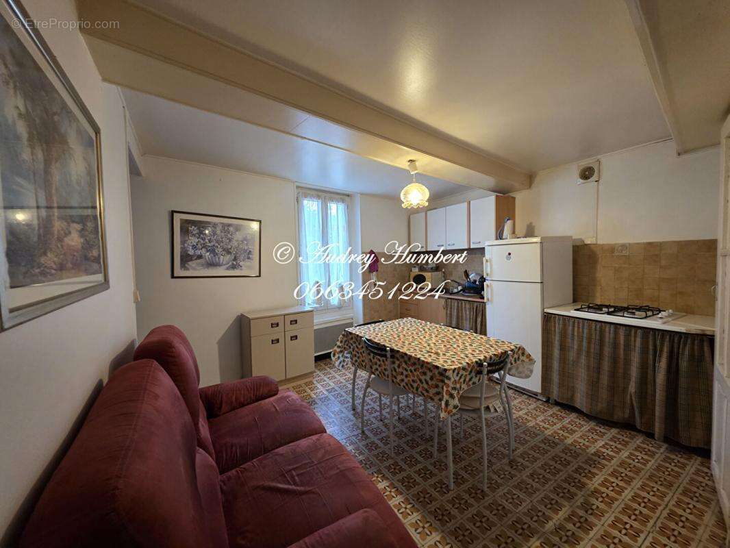 Appartement à LA BRILLANNE