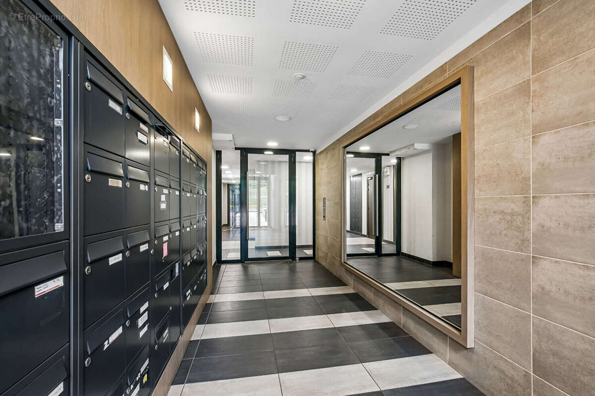 Appartement à COLOMBES