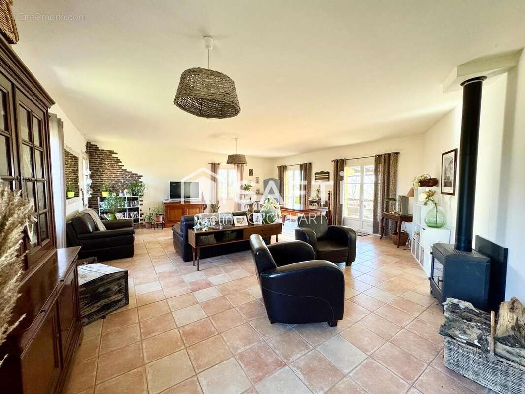 Photo 3 - Maison à HAUTEFORT