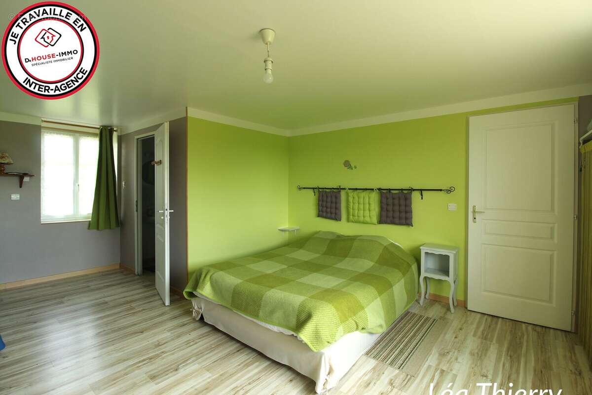 Maison 300 m² à Lyons-La-Foret  - photo 9