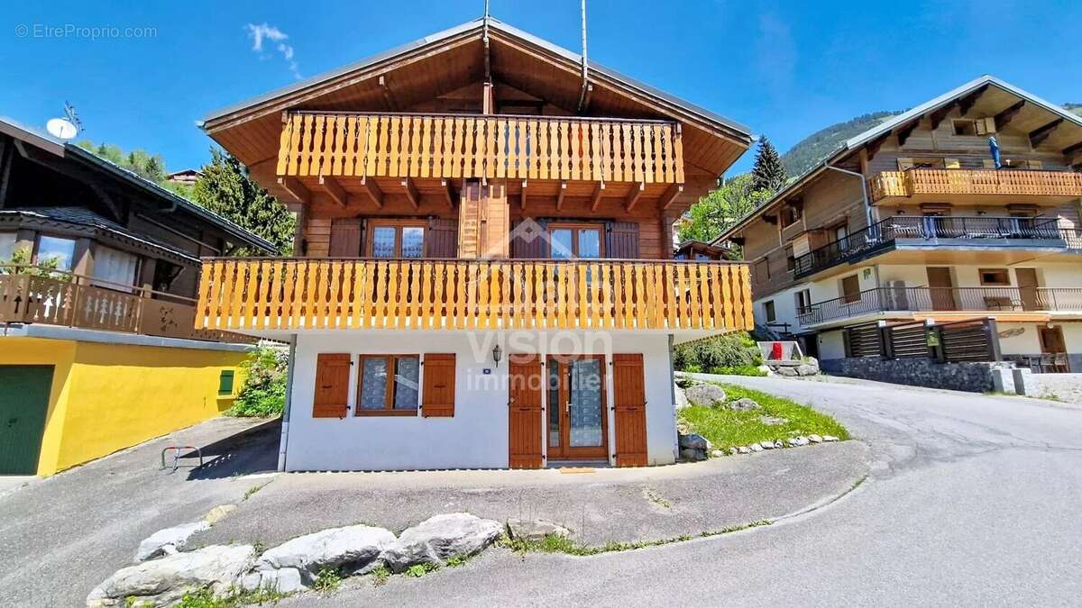 Appartement à CHATEL