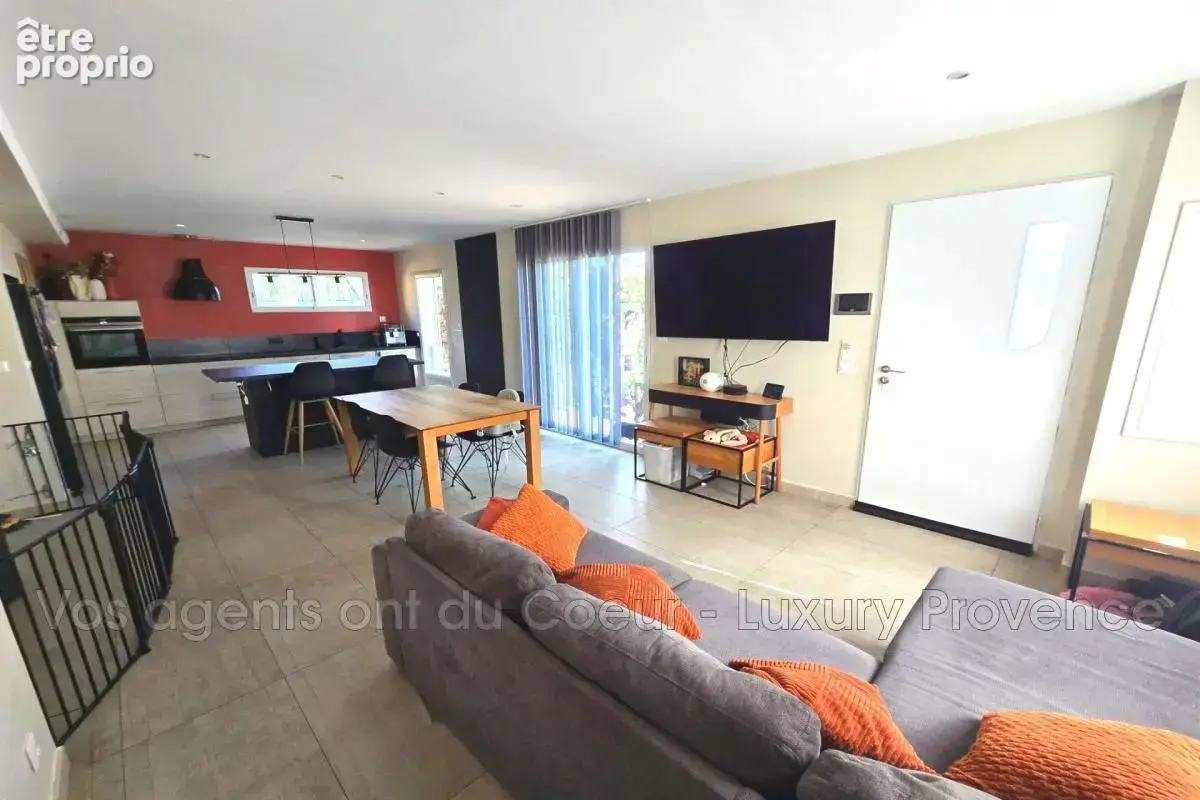 vente maison 5 Pièce(s) - photo 5
